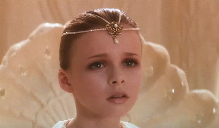 tami stronach neverending story